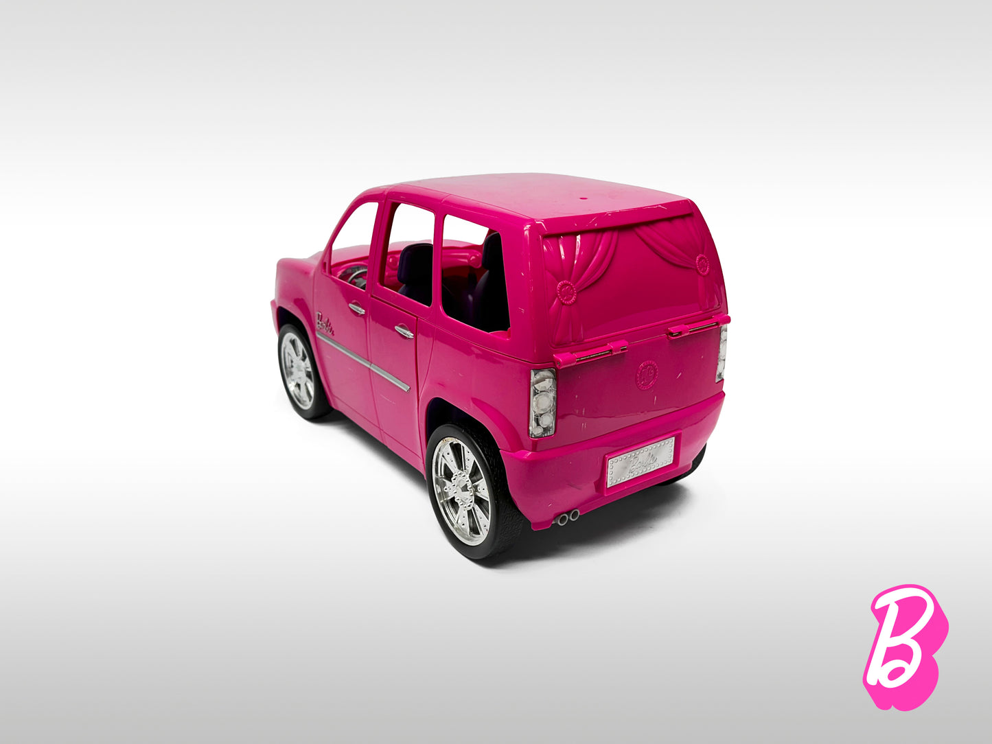 2010 Barbie® Fashionistas® Ultimate Limo