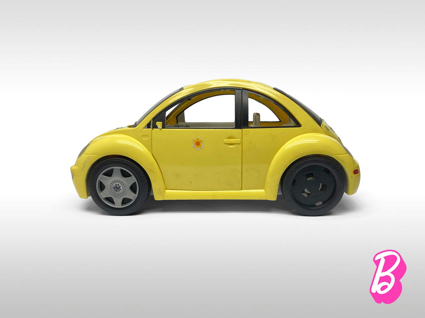 2000 Barbie® Volkswagen® New Beetle®